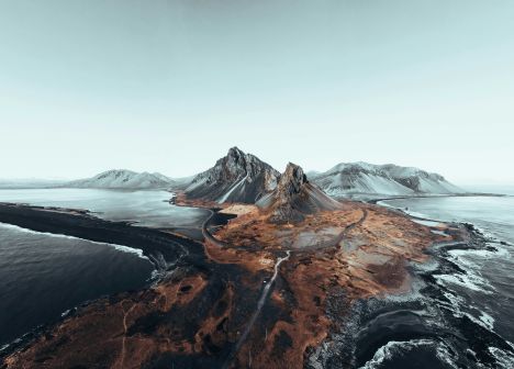 placeholder07.jpg